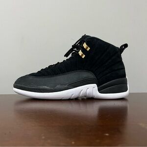 Jordan 12 Reverse Taxi - men’s 11 (scuffs, wear)